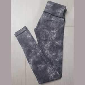 Lululemon yoga pant